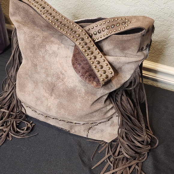 Juan Antonio - Picture 7 of 8